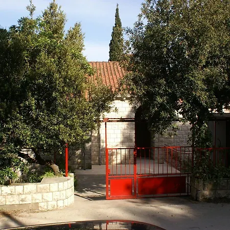 4451b Daire Korčula